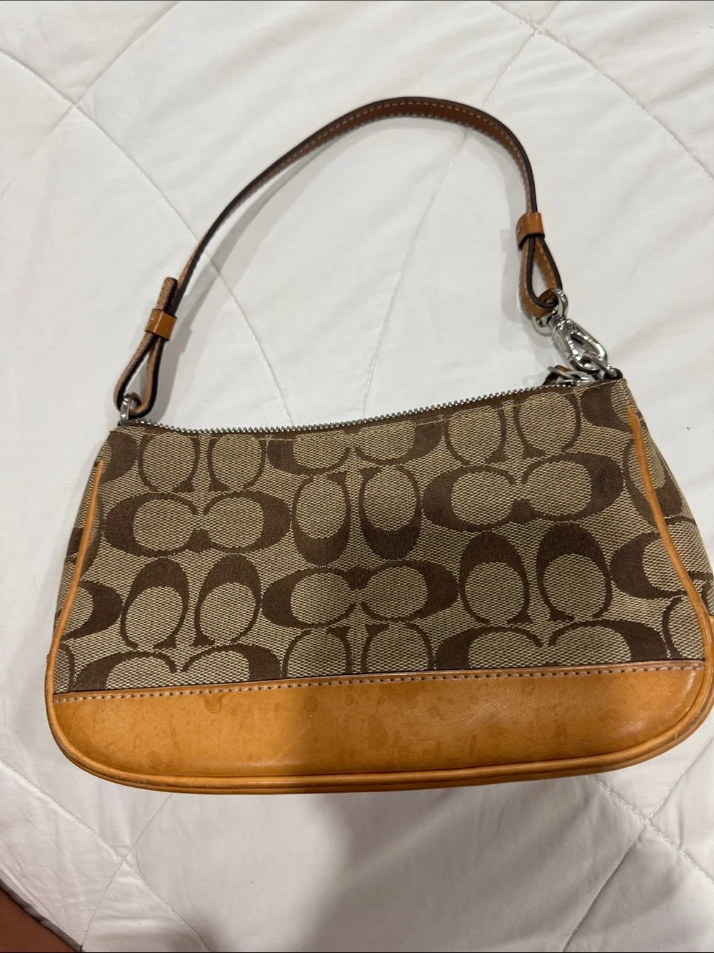 Coach Tan Signature Canvas Shoulder Bag - Picture 1 of 6
